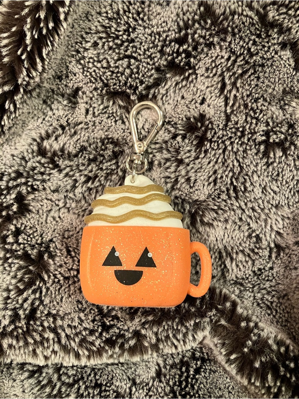 Bath and body works pumpkin 🎃 latte hand sanitizer holder